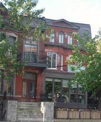 Studio de style New Yorkais meublé et équipé à louer dans le Mile-End