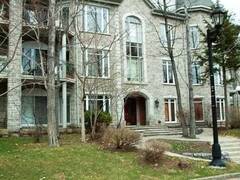 Magnifique loft Sainte-Foy Québec, appartement location condo meuble.