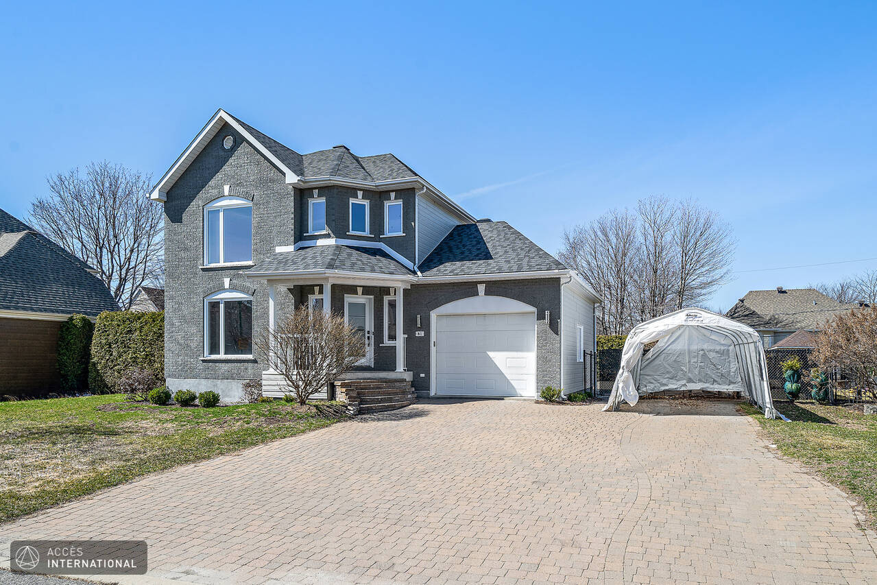 House for rent in Blainville Accès International Accès International