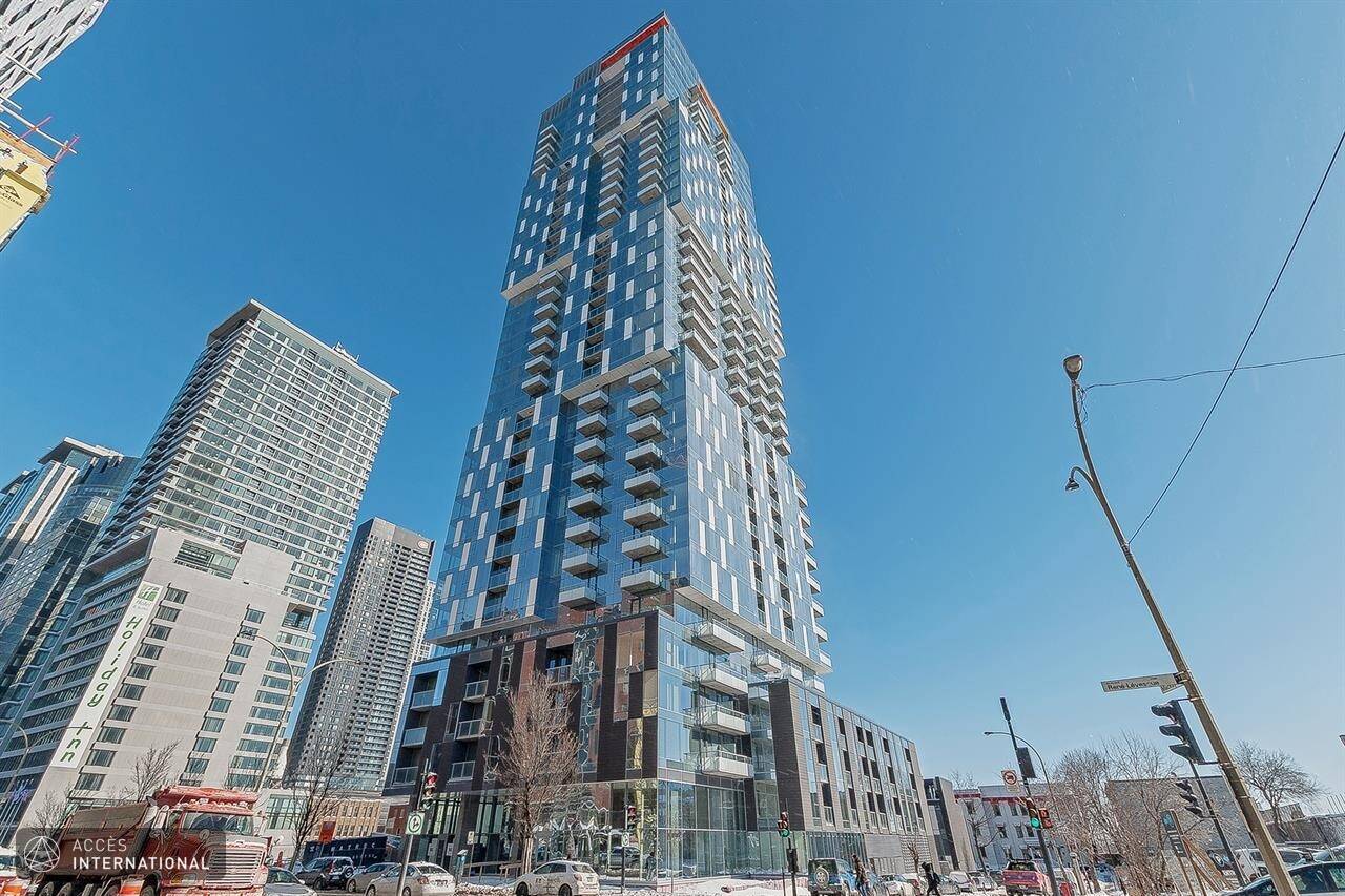 New furnished condo for rent downtown Montreal Accès International
