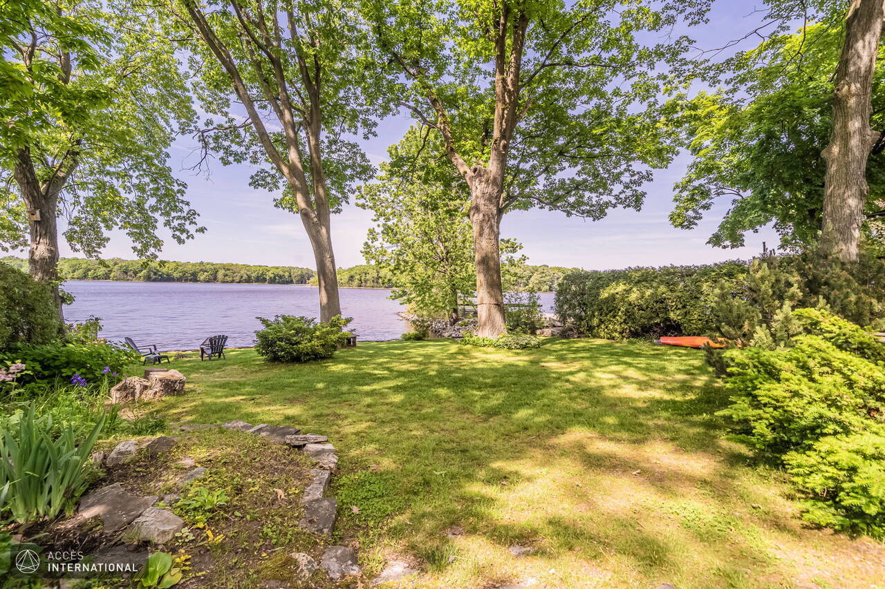 Property MIP003 House from region Monteregie, sector L'ÎlePerrot