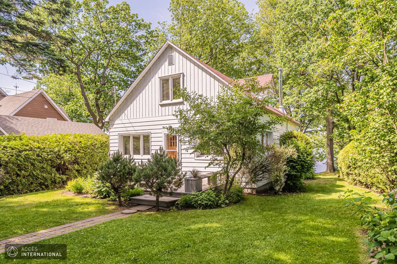 Property MIP003 House from region Monteregie, sector L'ÎlePerrot