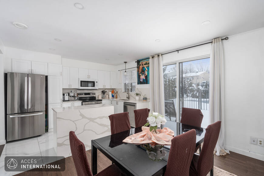 Charming house for rent in SainteRose, Laval Accès International Accès International