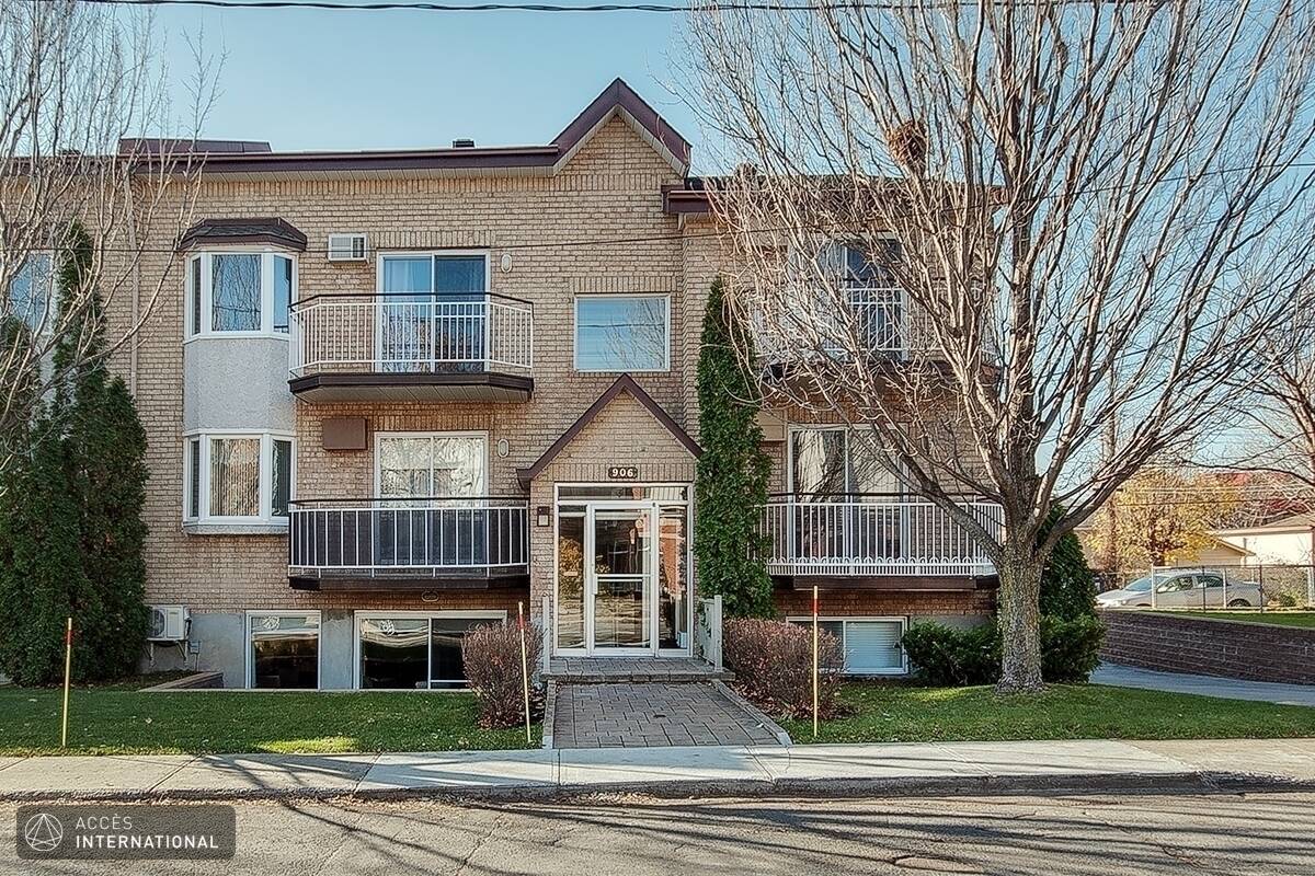 Beautiful fully furnished condo for rent in Laval, sector of Saint