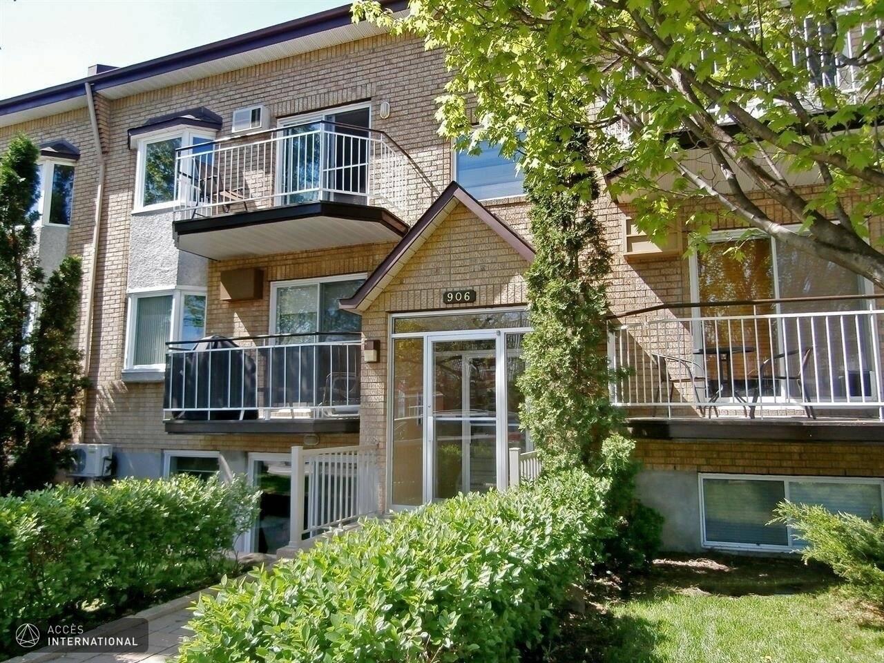 Beautiful fully furnished condo for rent in Laval, sector of Saint