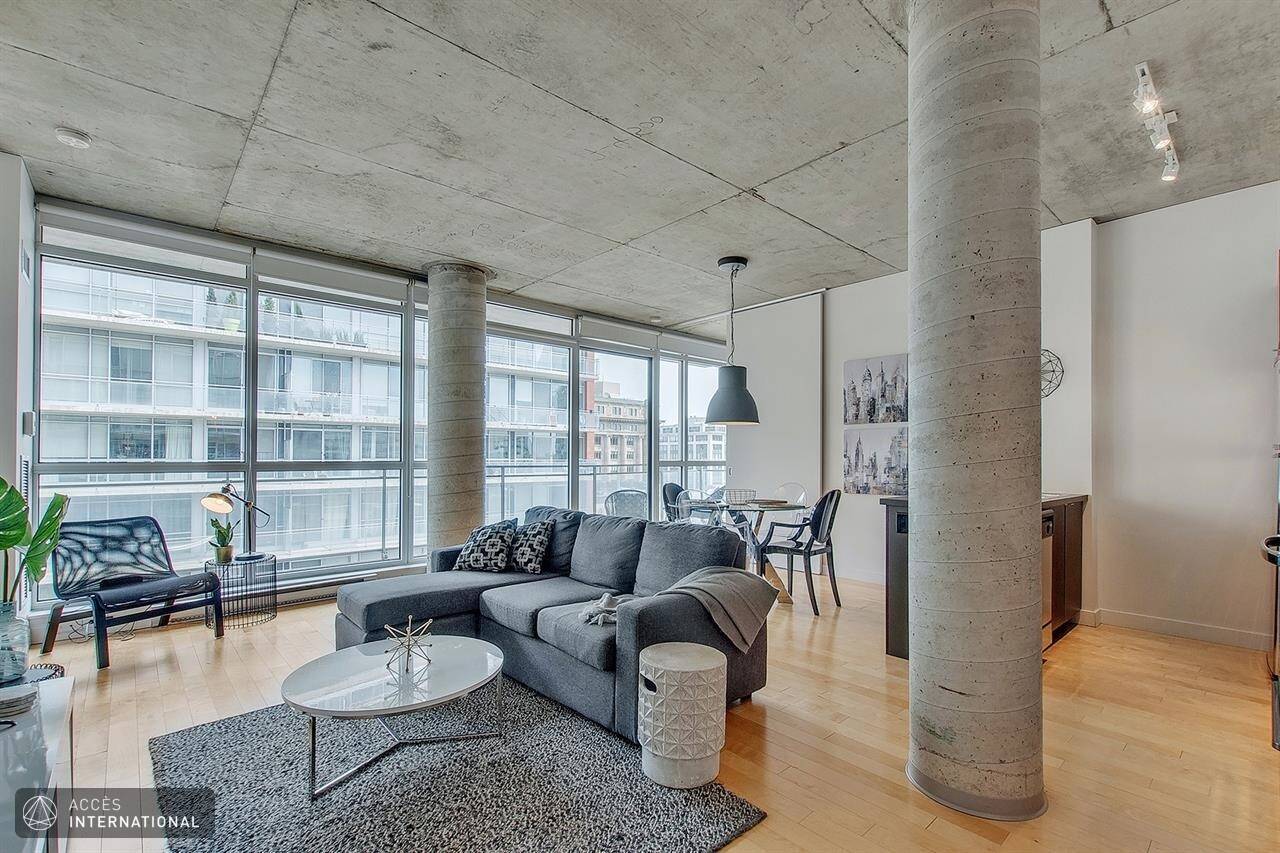 Condo Moderne De Luxe Meuble A Louer Dans Le Vieux Montreal