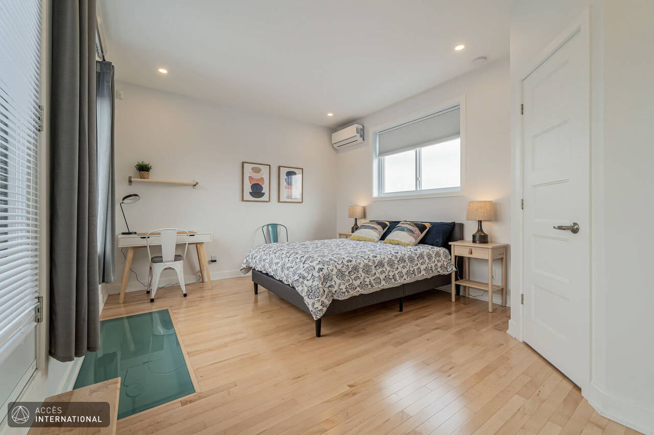 Property MVE011 Apartment from region Montreal, sector Verdun Accès